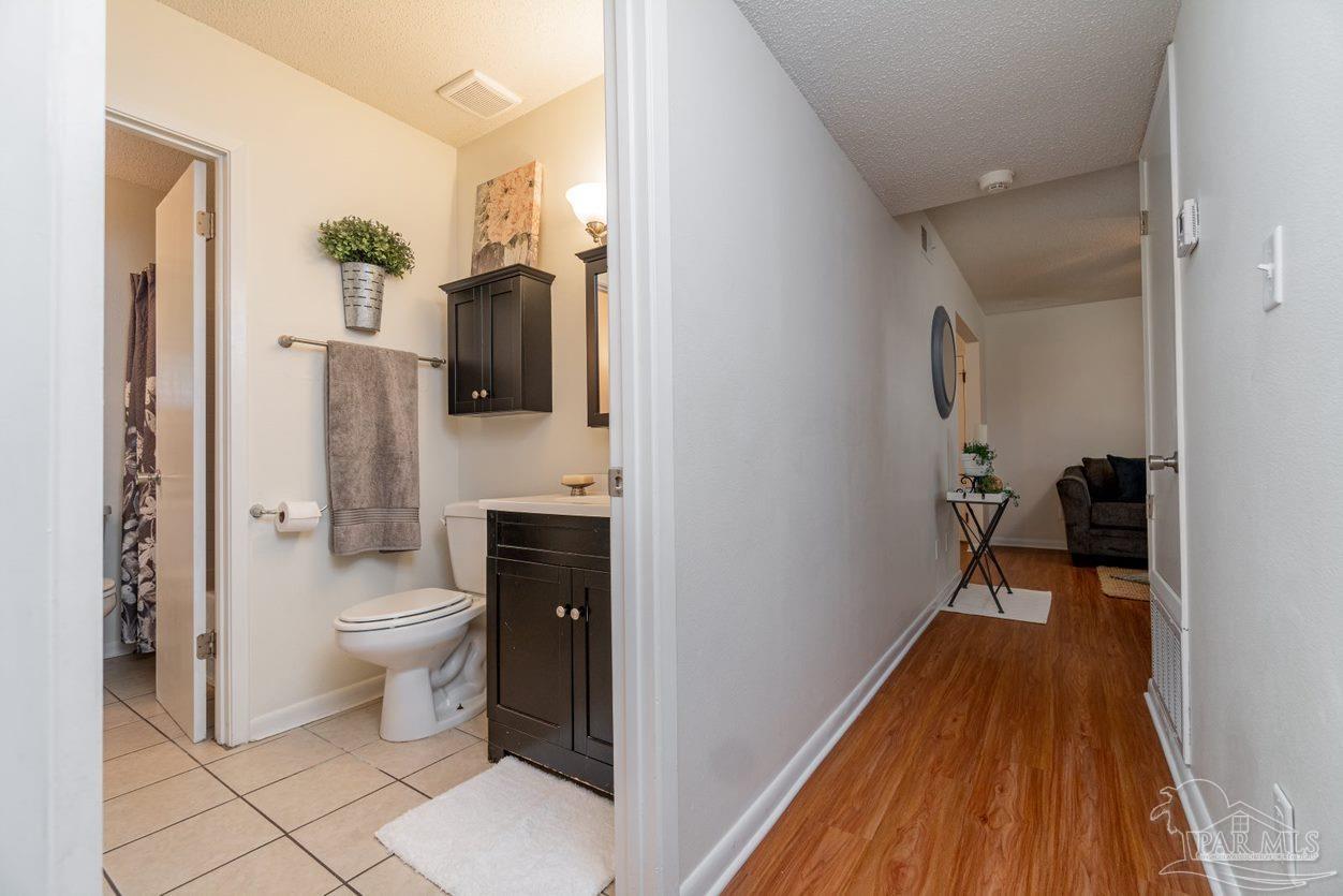 7466 Woodside Road Pensacola, FL 32526 - Photo 13 of 32 Gallery Image 13