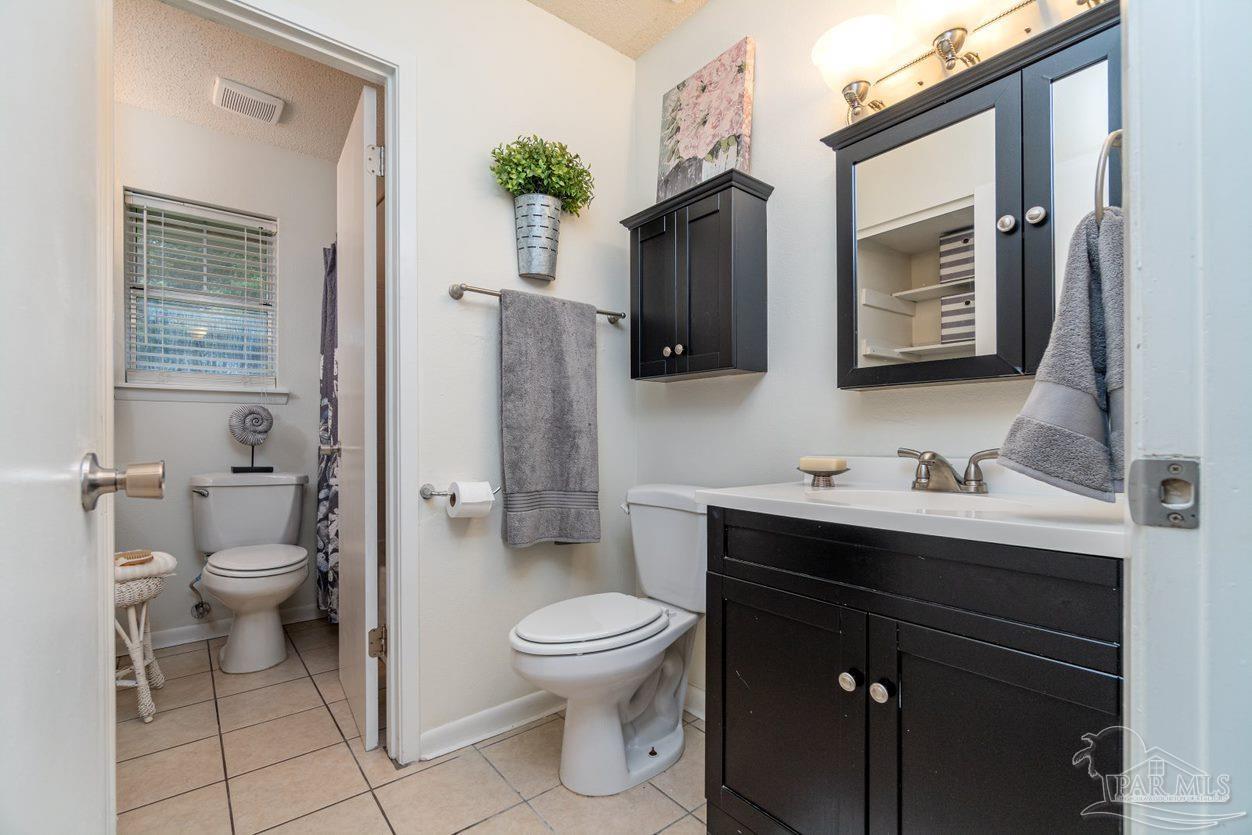 7466 Woodside Road Pensacola, FL 32526 - Photo 14 of 32 Gallery Image 14