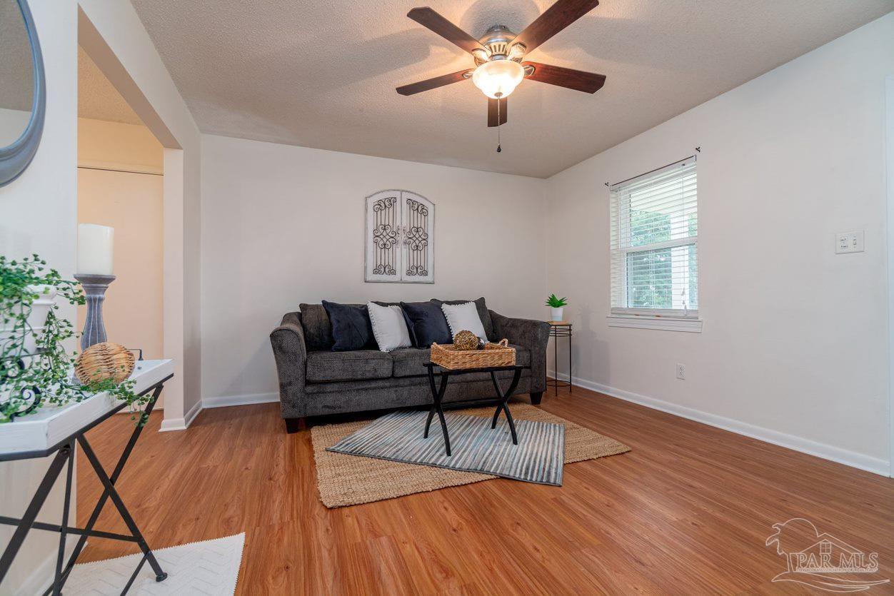 7466 Woodside Road Pensacola, FL 32526 - Photo 4 of 32 Plenty of room and well-lit space