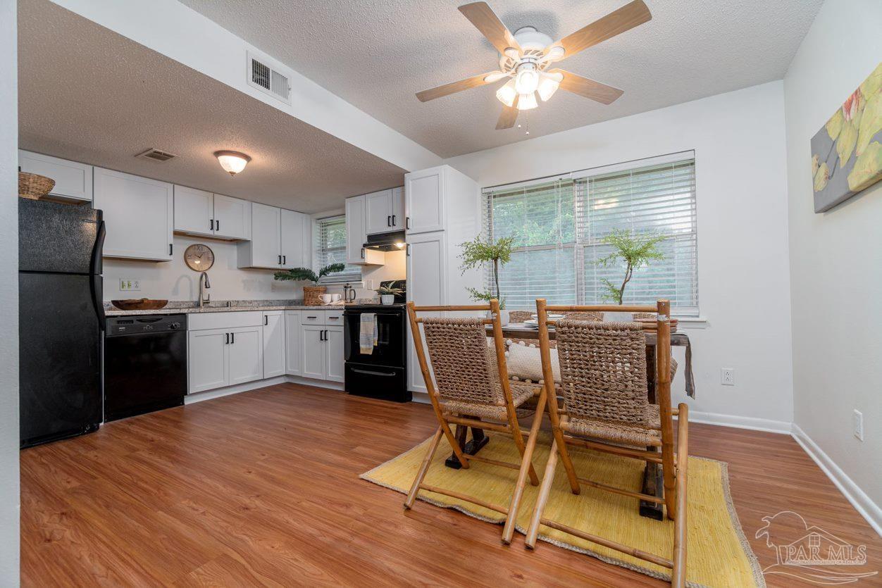 7466 Woodside Road Pensacola, FL 32526 - Photo 7 of 32 Gallery Image 7