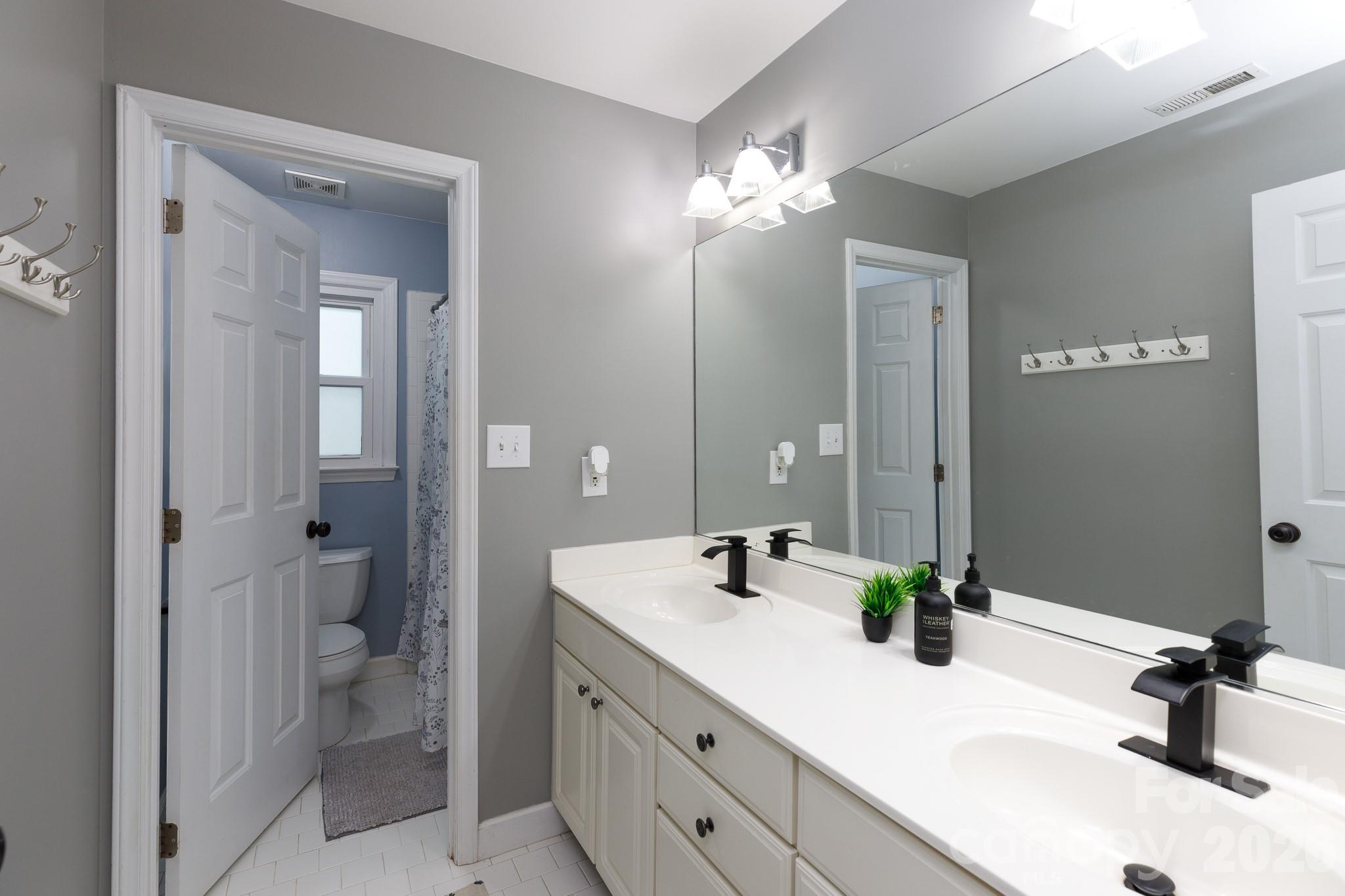 201 Wessex Way Fort Mill, SC 29708 - Photo 19 of 42