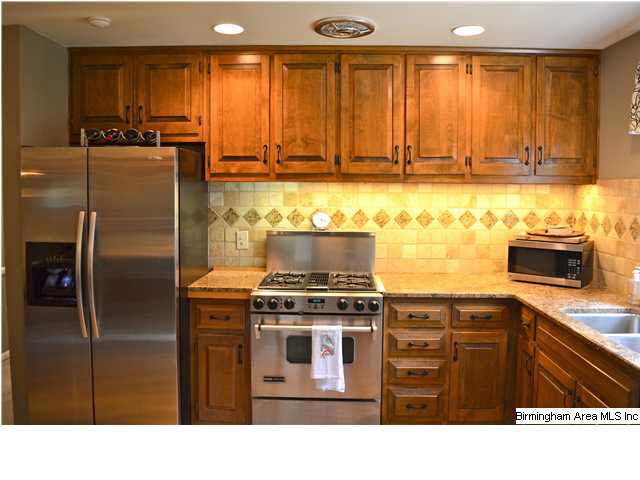 1237 Ingram Avenue Birmingham, AL 35213 - Photo 5 of 30