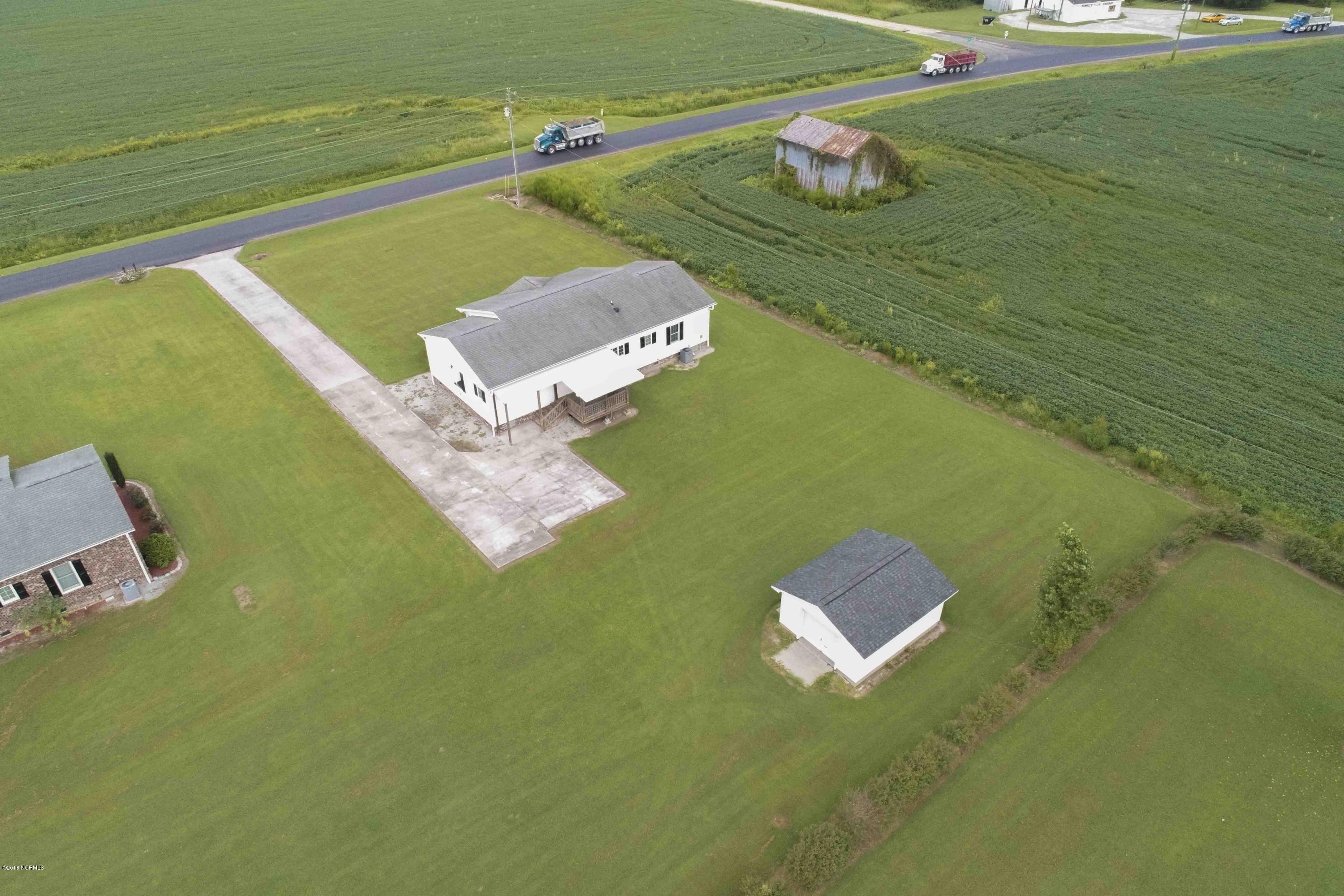 4411 Pleasant Plain Road Ayden, NC 28513 - Photo 11 of 44 4411 Pleasant Plain Rd011