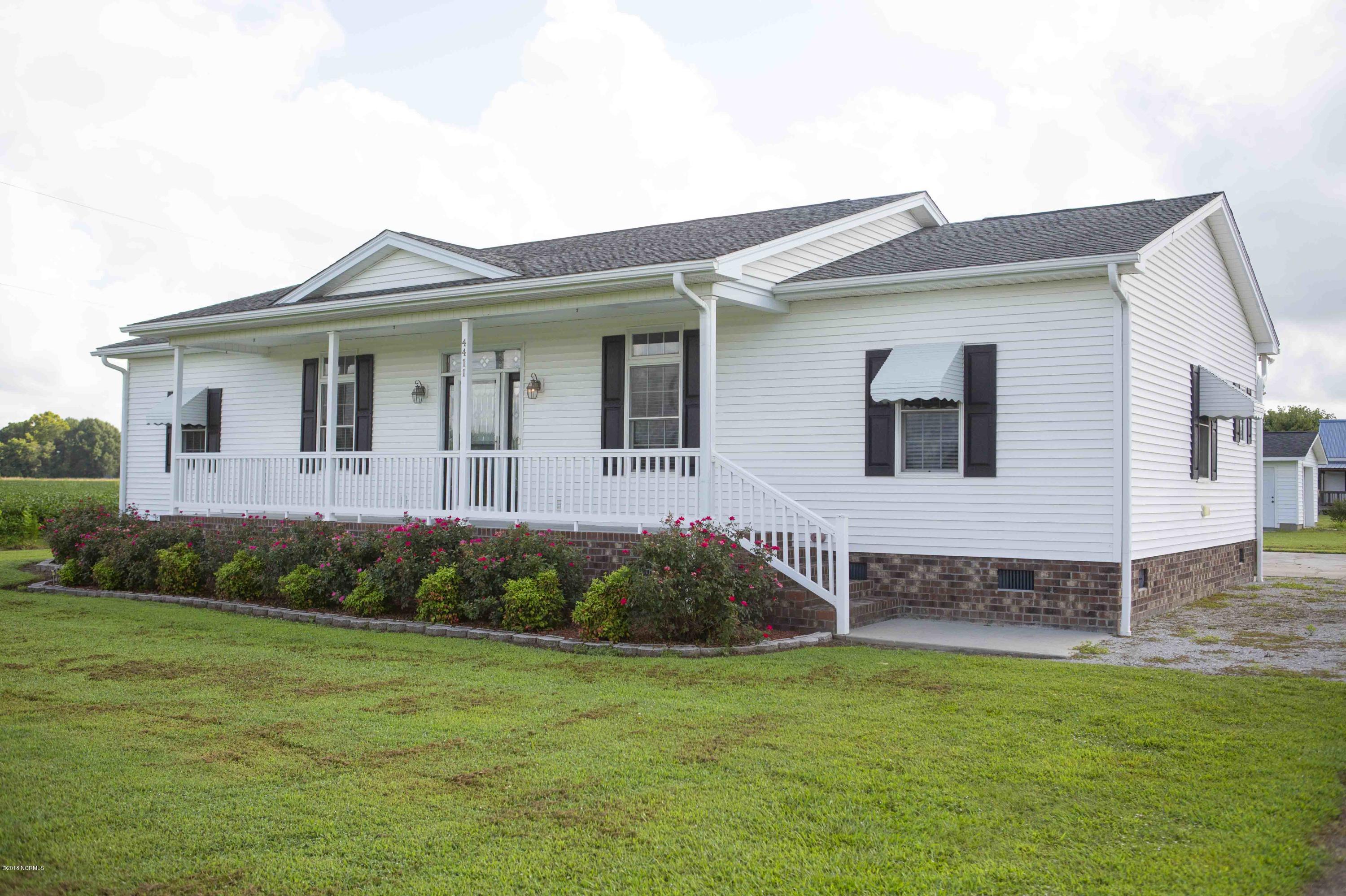4411 Pleasant Plain Rd002