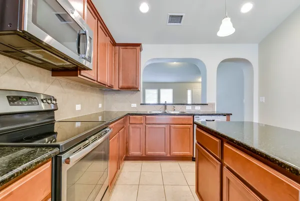 $2,200 | 18401 Friendship Hill Drive, Pflugerville, TX 78660