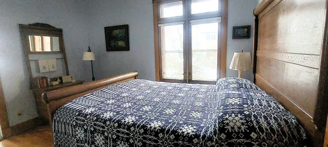 $519,000 | 10101 South Hoyne Avenue, Chicago, IL 60643