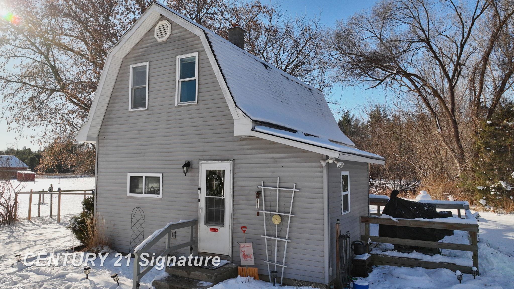 6721 North Neiner Road Beaverton, MI 48612 - Photo 3 of 49 50195713-885f047e-8004-40e2-95d5-82afa55b710e.JPG