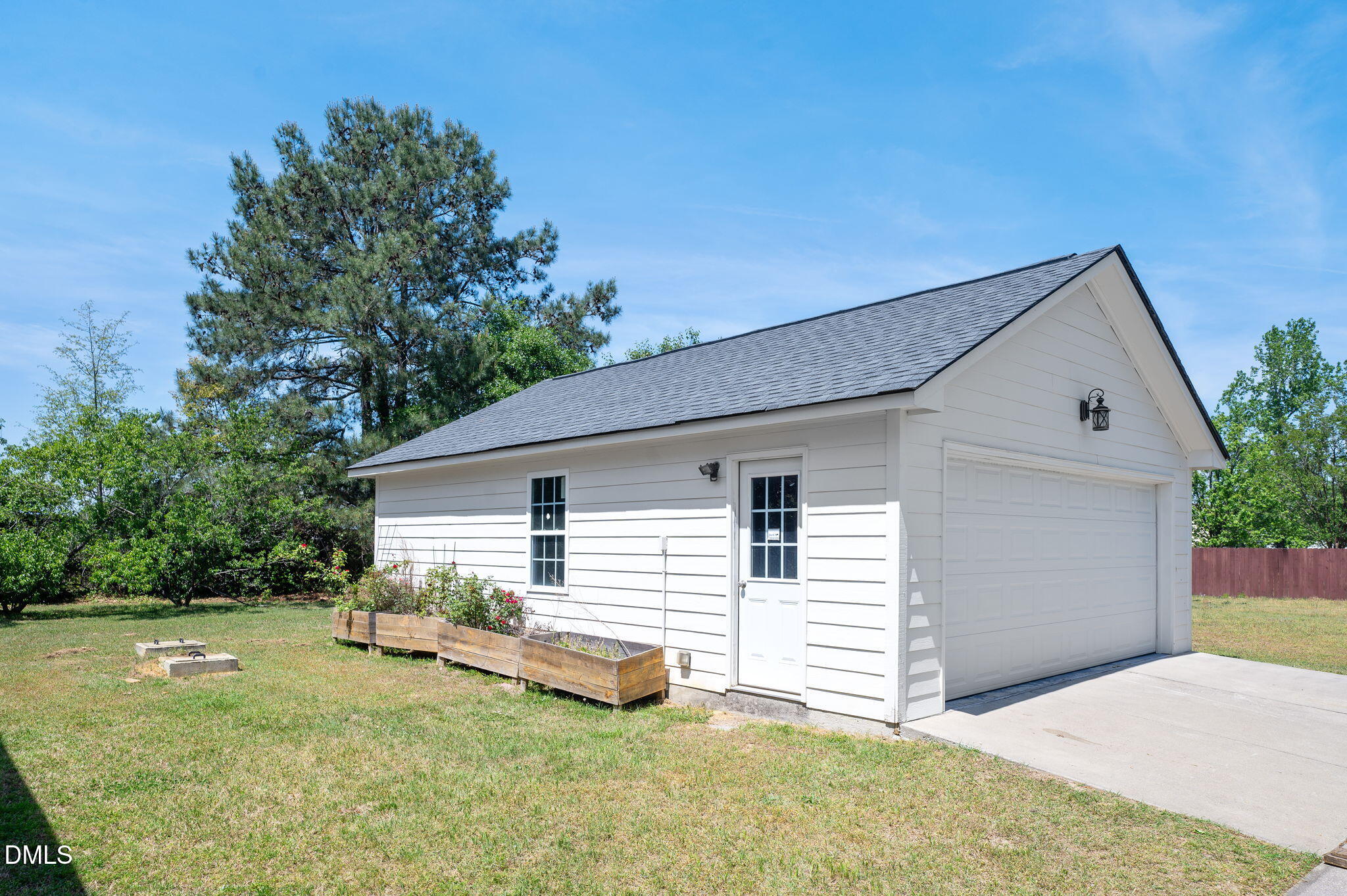 7012 Field Hill Road Raleigh, NC 27603 - Photo 2 of 37