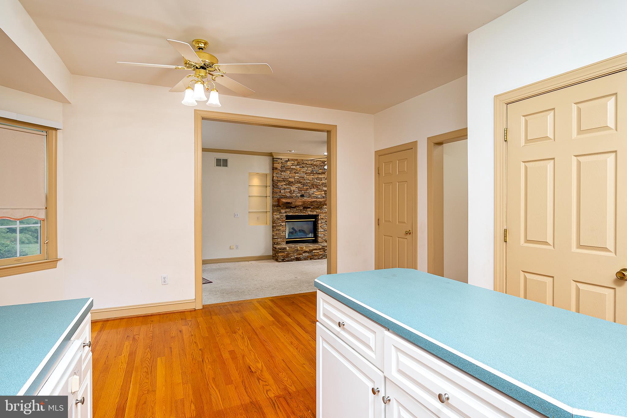 5311 Kerger Road Ellicott City, MD 21043 - Photo 15 of 40 Kitchen to Breakfast Area