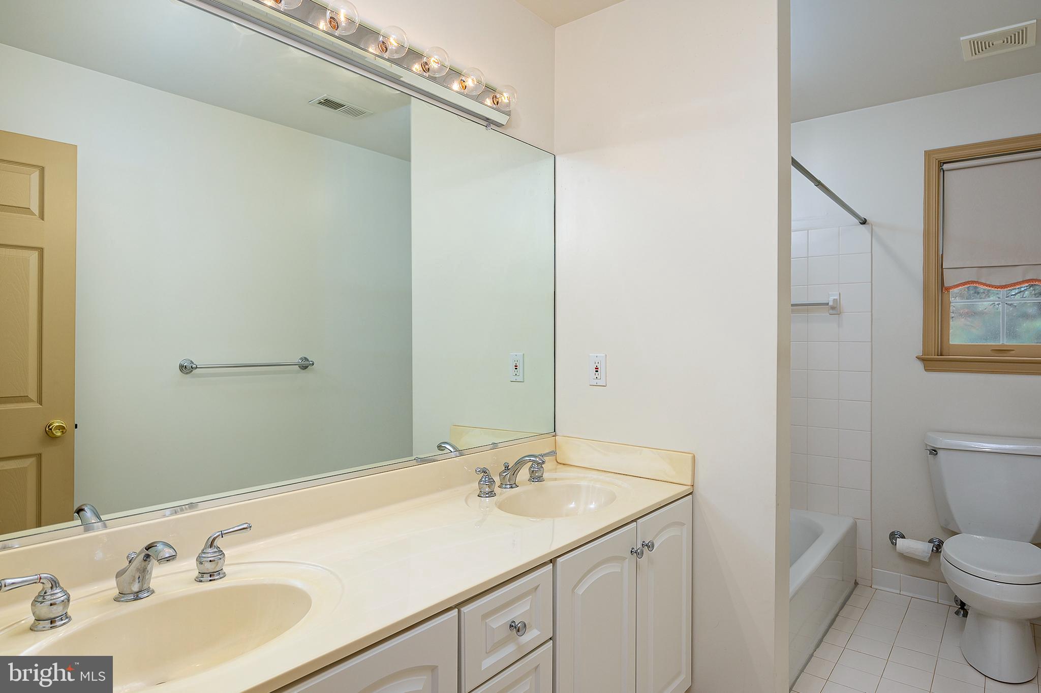 5311 Kerger Road Ellicott City, MD 21043 - Photo 26 of 40 Bath 2