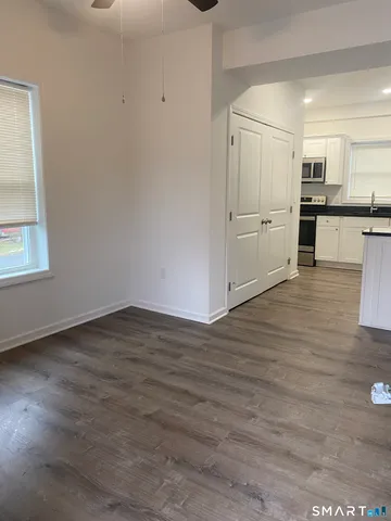 $1,650 | 19 Railroad Avenue, Beacon Falls, CT 06403