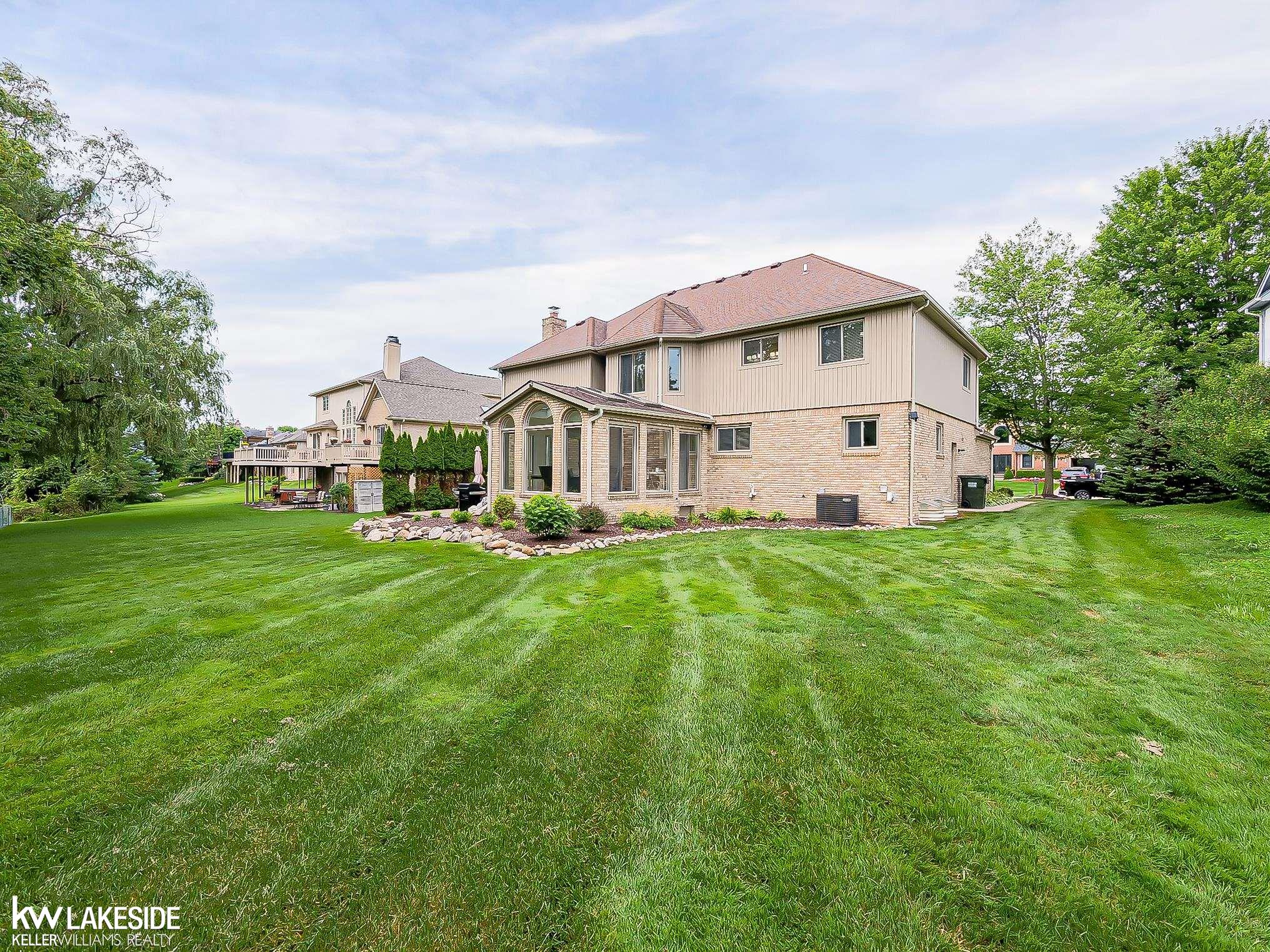 2058 Reagan Drive Rochester Hills, MI 48309 - Photo 59 of 68