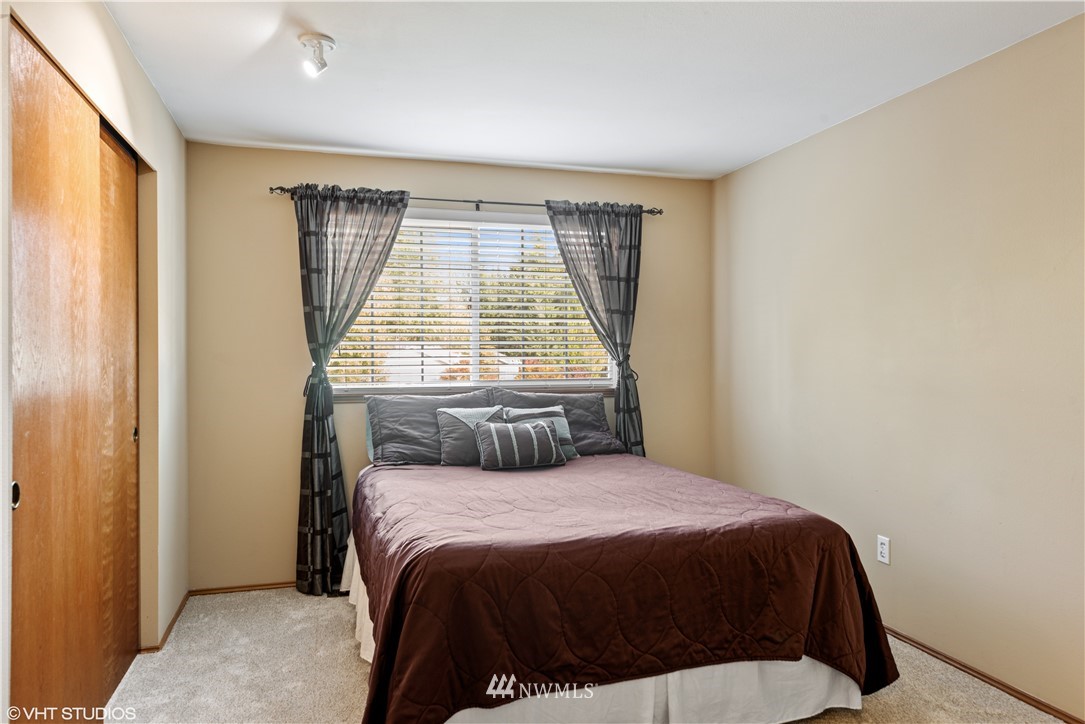 18 199th Street Southeast Bothell, WA 98012 - Photo 14 of 23