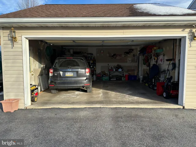 $455,000 | 1864 Buckaroo Drive, Auburn, PA 17922