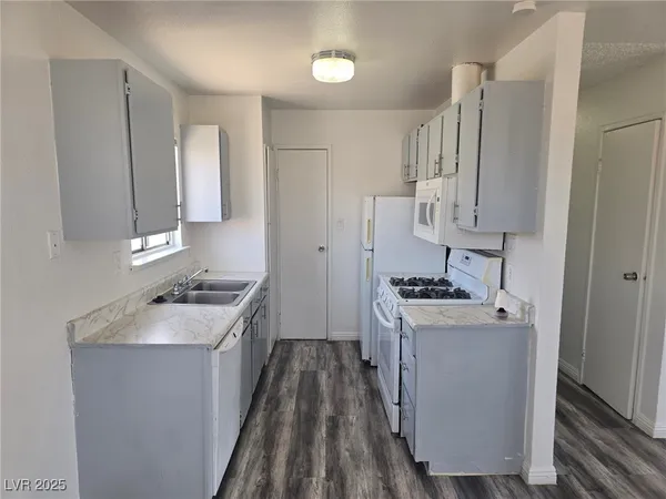 $995 | 1724 Breckenwood Court, Unit 4, Las Vegas, NV 89115