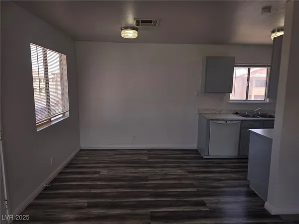 $995 | 1724 Breckenwood Court, Unit 4, Las Vegas, NV 89115