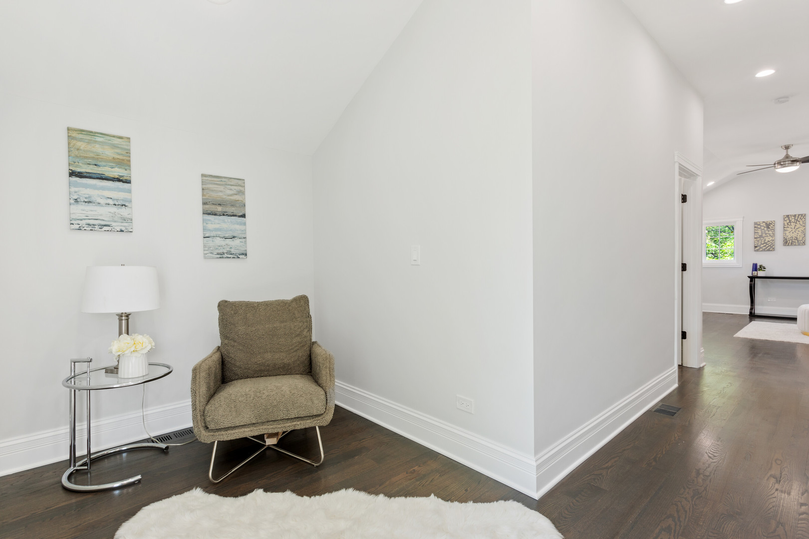 2743 North Ridgeway Avenue Chicago, IL 60647 - Photo 21 of 33 a living room with furniture and a lamp