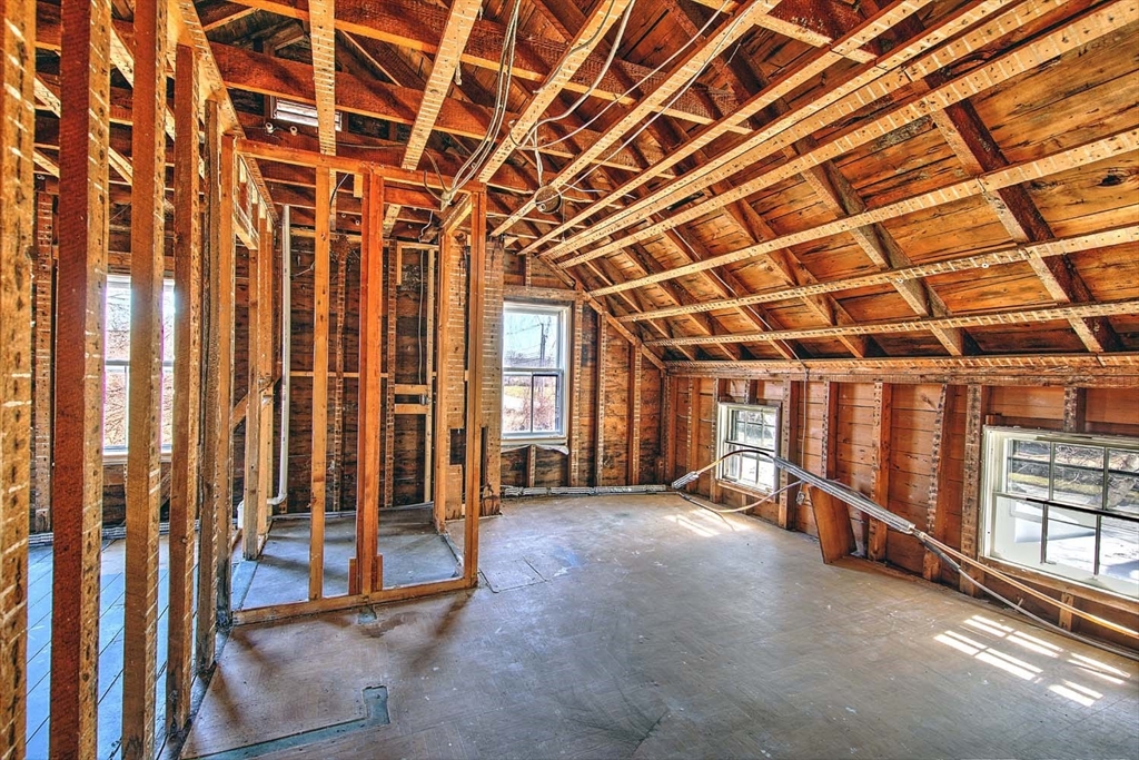408 Hixbridge Road Westport, MA 02790 - Photo 19 of 35 a view of an empty room with stairs