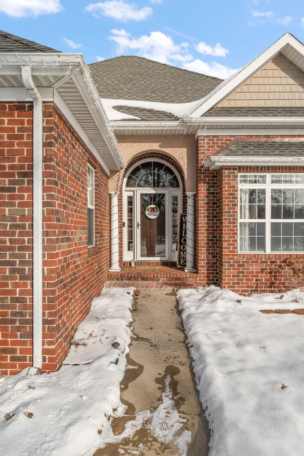6776 Fox Crossing Knox, IN 46534 - Photo 2 of 53 1024x1536