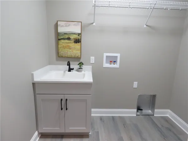 $549,900 | 281 Collamer Road, Parma, NY 14468