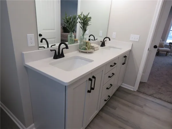 $549,900 | 281 Collamer Road, Parma, NY 14468