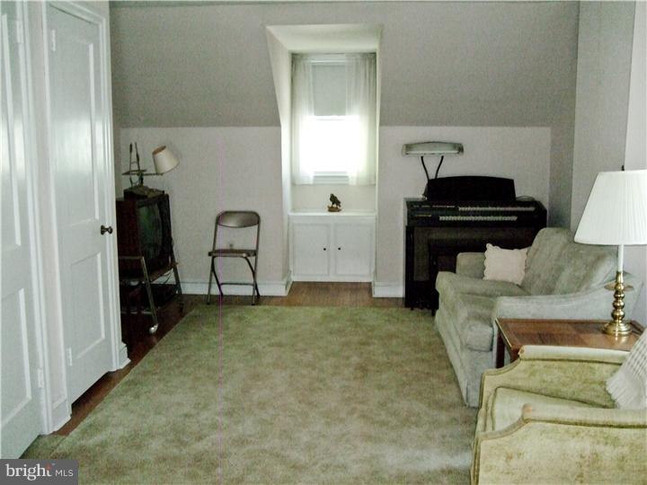 404 Rodman Road Wilmington, DE 19809 - Photo 13 of 21 Gallery Image 13