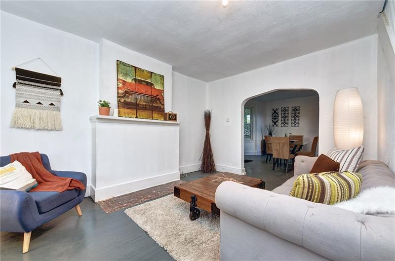 1548 Rutherford Avenue Pittsburgh, PA 15216 - Photo 2 of 24 Bright, clean, and cozy Living room