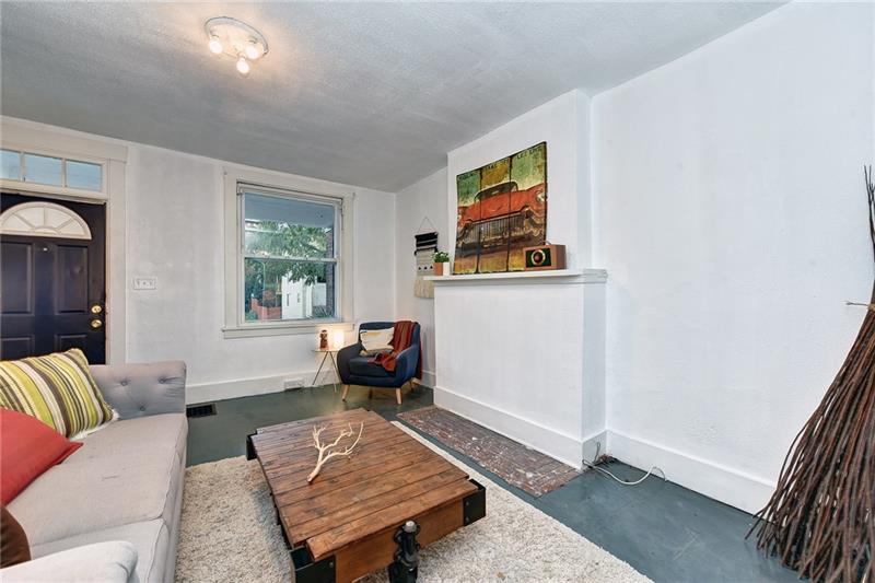 1548 Rutherford Avenue Pittsburgh, PA 15216 - Photo 6 of 24 Gallery Image 6