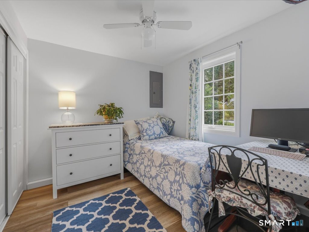 41 Spring Glen Road East Lyme, CT 06357 - Photo 11 of 30 Gallery Image 11