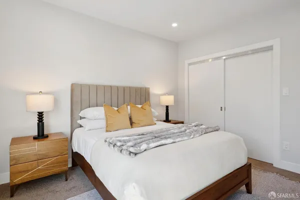 $1,395,000 | 3011 20th Street, Unit 2, San Francisco, CA 94110