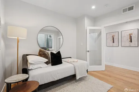 $1,395,000 | 3011 20th Street, Unit 2, San Francisco, CA 94110