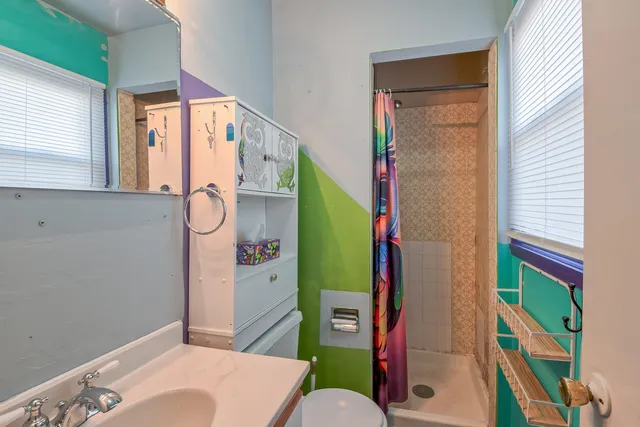 $309,500 | 419 Glen Avenue, West Chicago, IL 60185