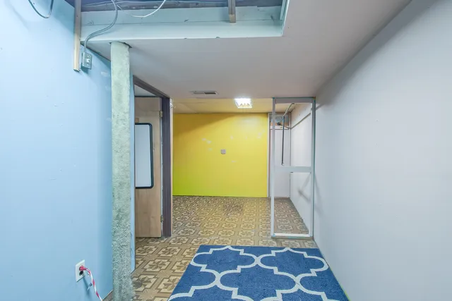 $309,500 | 419 Glen Avenue, West Chicago, IL 60185