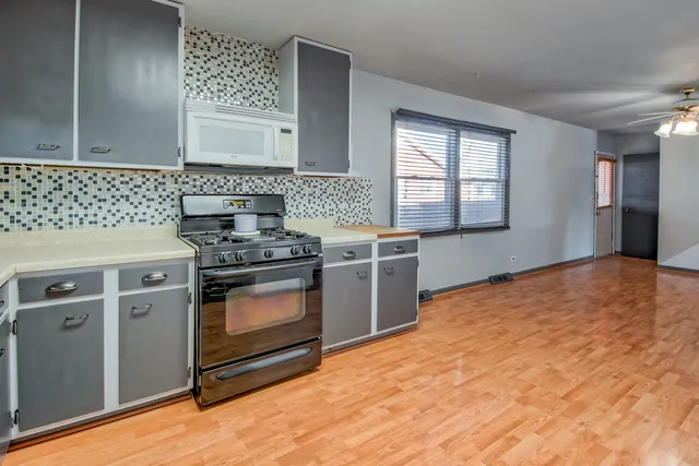 $309,500 | 419 Glen Avenue, West Chicago, IL 60185