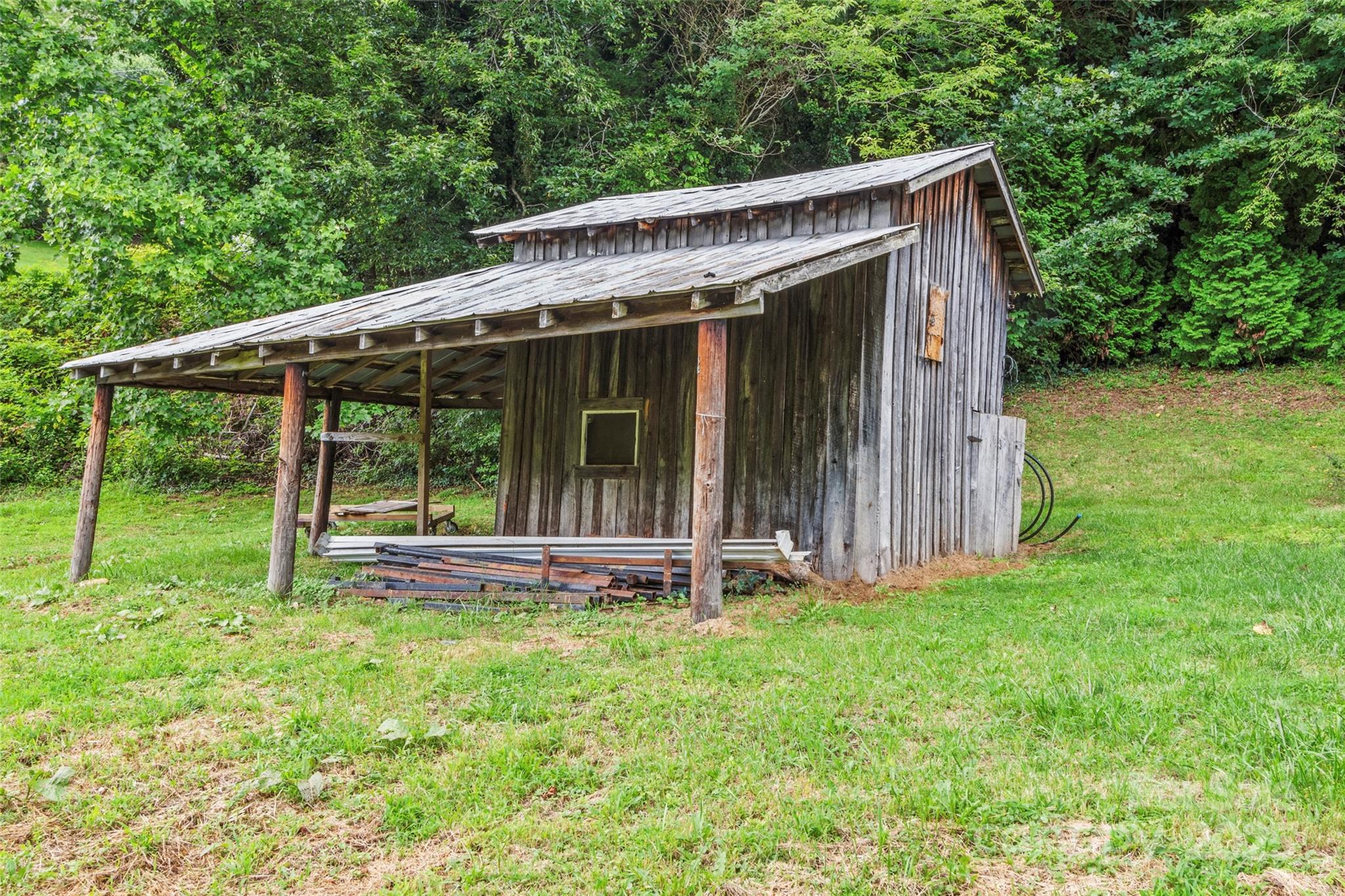 944 Georges Fork Road Burnsville, NC 28714 - Photo 20 of 20