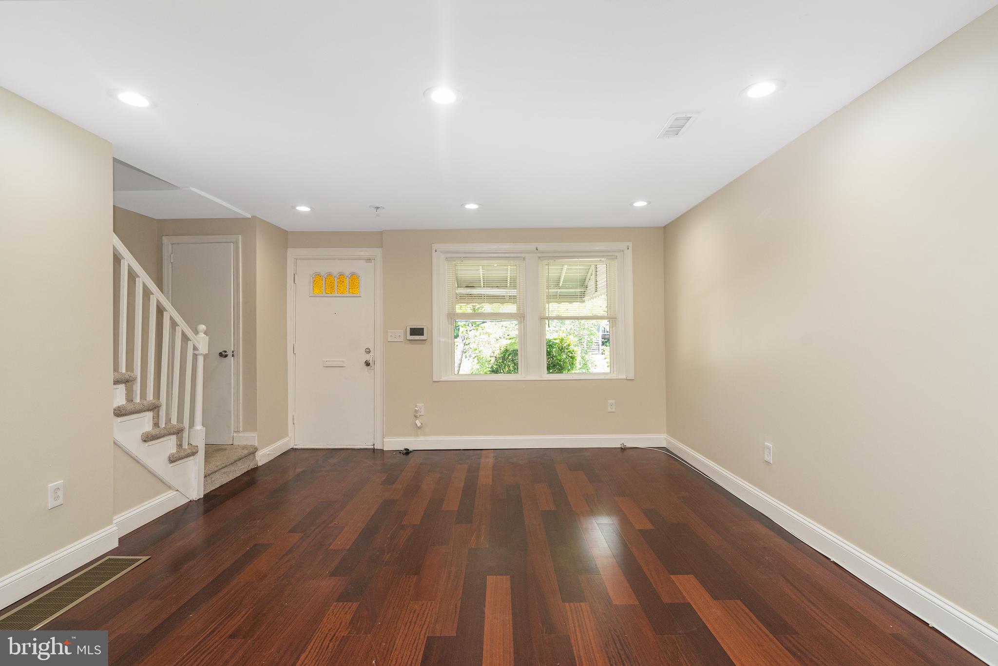 2219 Monticello Road Baltimore, MD 21216 - Photo 7 of 36