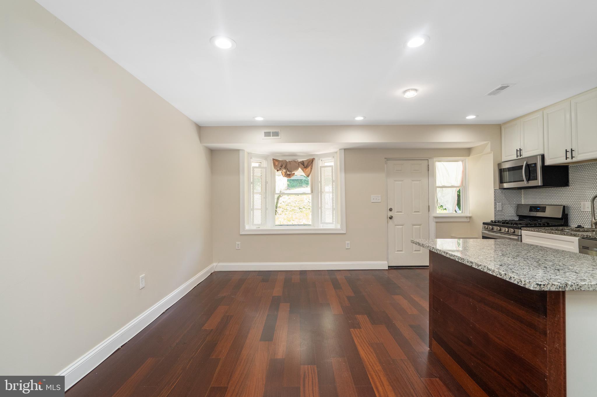 2219 Monticello Road Baltimore, MD 21216 - Photo 8 of 36