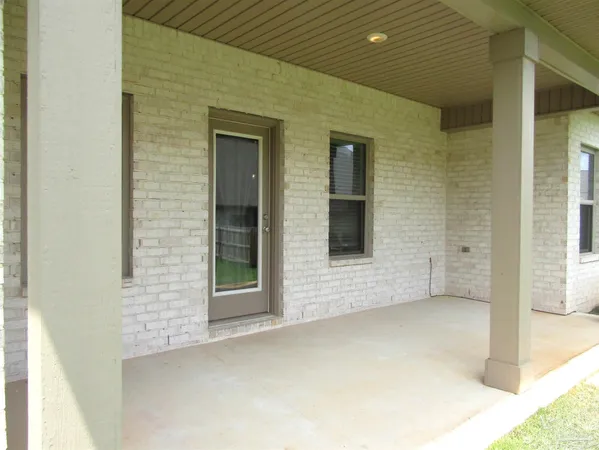 $1,895 | 713 Brambling Court, Cantonment, FL 32533