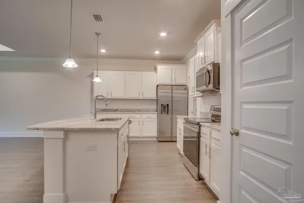 $1,895 | 713 Brambling Court, Cantonment, FL 32533
