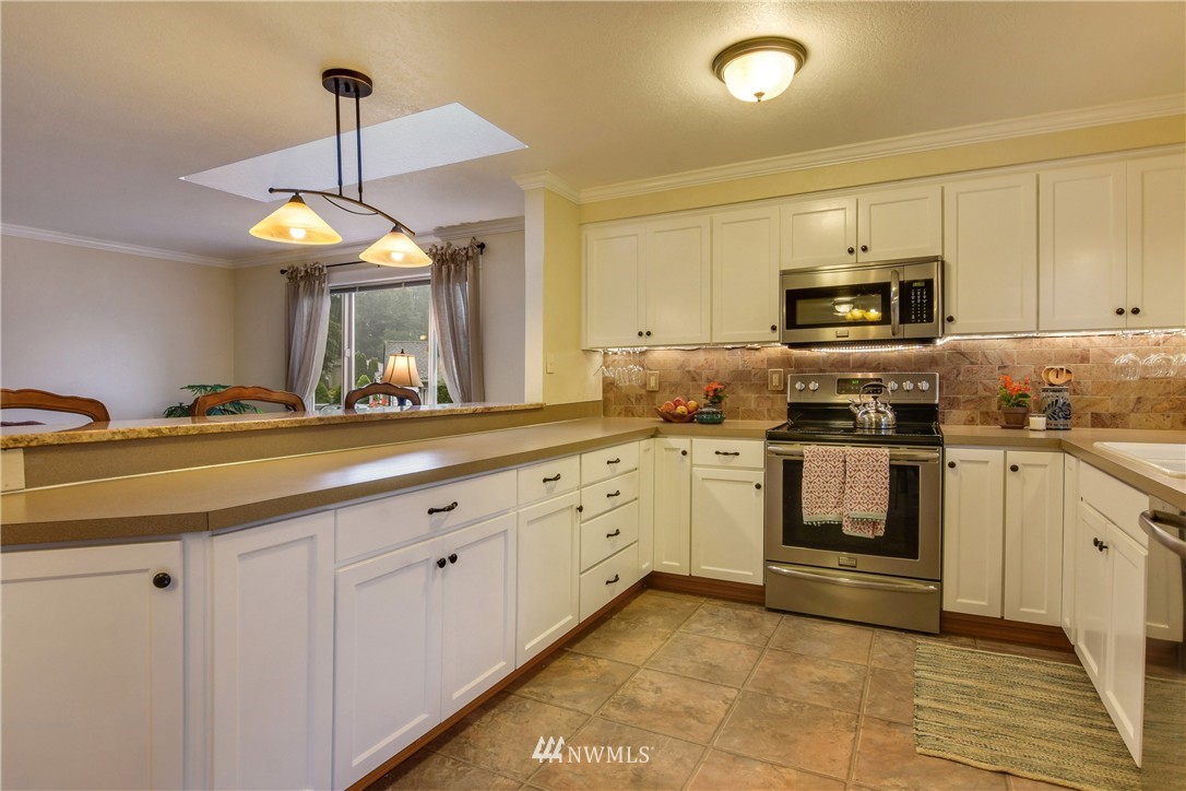 1324 233rd Place Southwest Bothell, WA 98021 - Photo 14 of 24