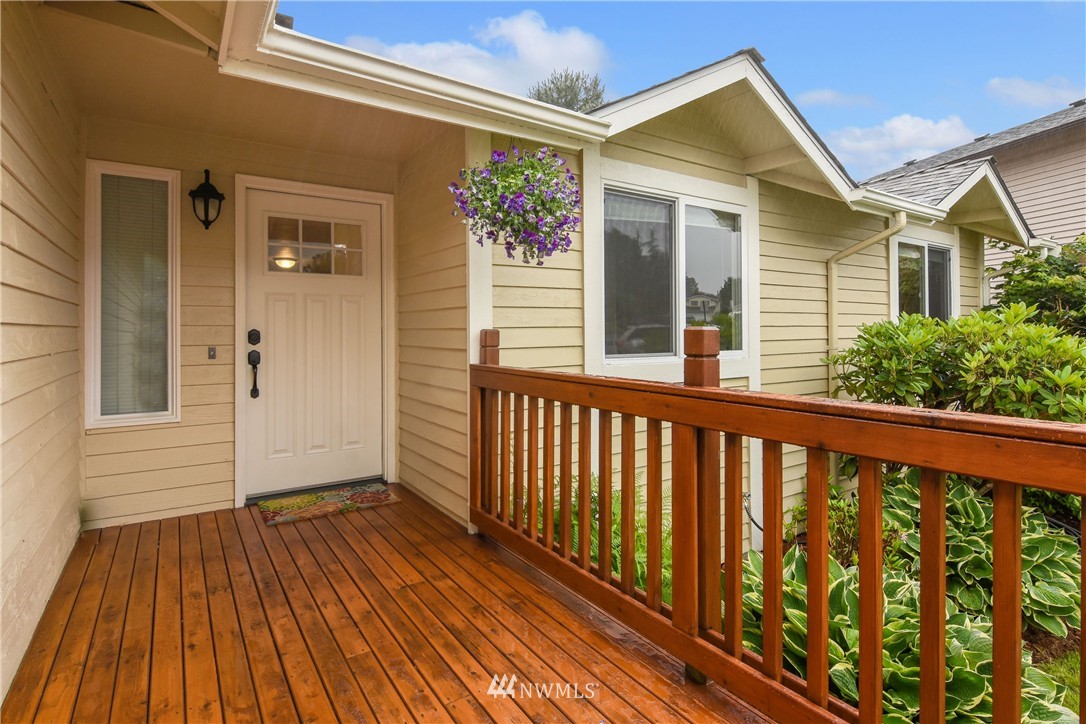 1324 233rd Place Southwest Bothell, WA 98021 - Photo 3 of 24