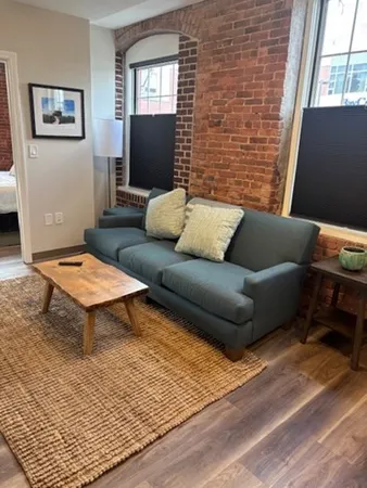 $1,700 | 87 North Water Street, Unit 101, New Bedford, MA 02740