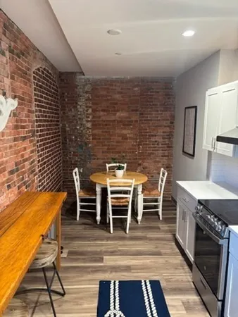 $1,700 | 87 North Water Street, Unit 101, New Bedford, MA 02740