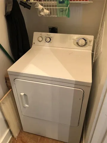 $1,325 | 2502 Live Oak Street, Unit 203, Dallas, TX 75204