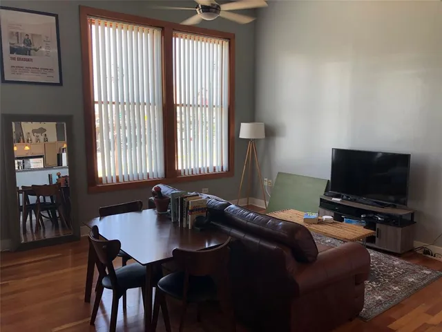 $1,325 | 2502 Live Oak Street, Unit 203, Dallas, TX 75204