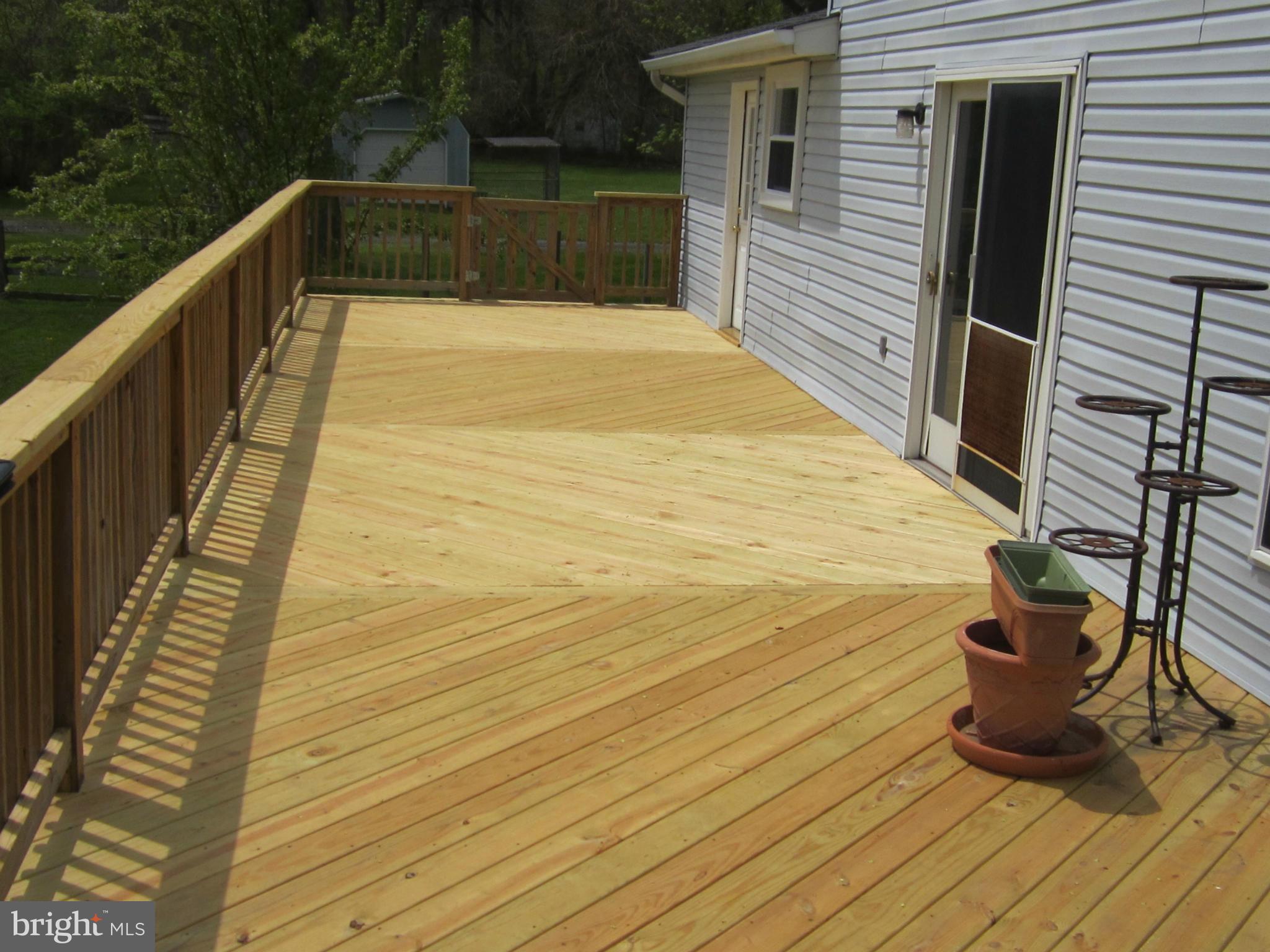 3333 James Run Road Aberdeen, MD 21001 - Photo 22 of 30 New rear deck