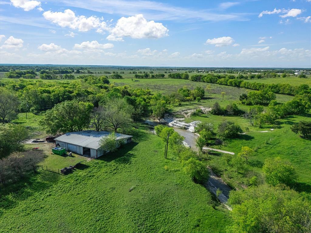 1302 Forreston Road Waxahachie, TX 75165 - Photo 14 of 28 Gallery Image 14