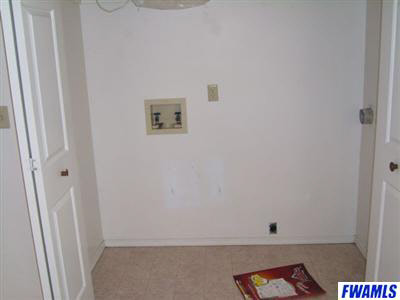 891 Rainbow Road Geneva, IN 46740 - Photo 13 of 16 Gallery Image 13
