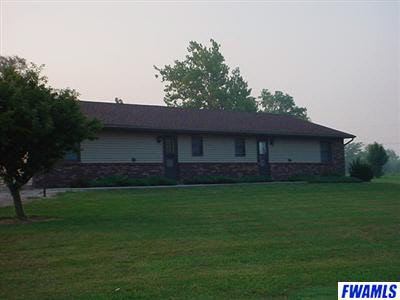 891 Rainbow Road Geneva, IN 46740 - Photo 3 of 16 Gallery Image 3