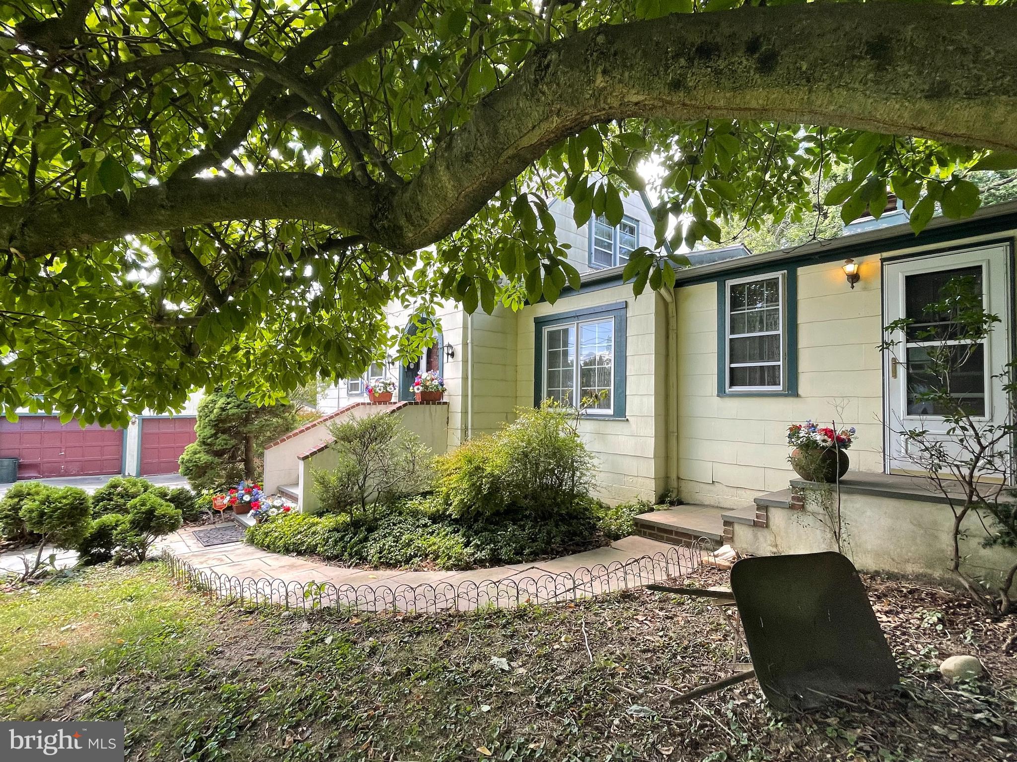18 Oakland Road Broomall, PA 19008 - Photo 12 of 49 Gallery Image 12
